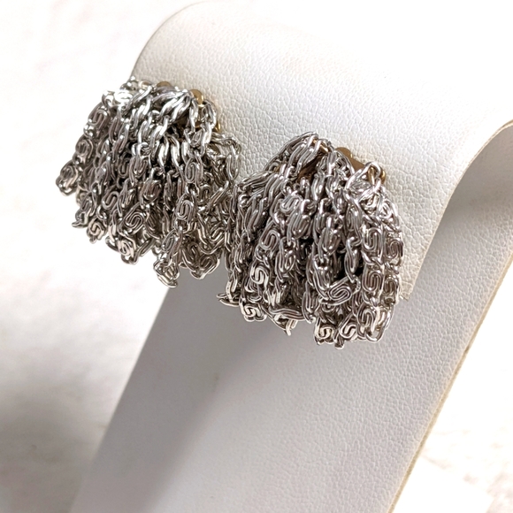 Jewelry - Vintage 1960's Pom-pom Style Silver Tone Clip Earrings